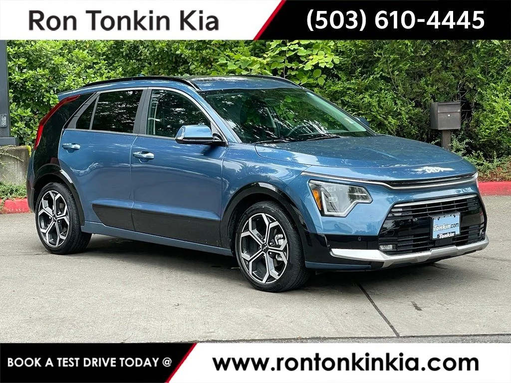 2024 Kia Niro SX Touring PHEV's photo