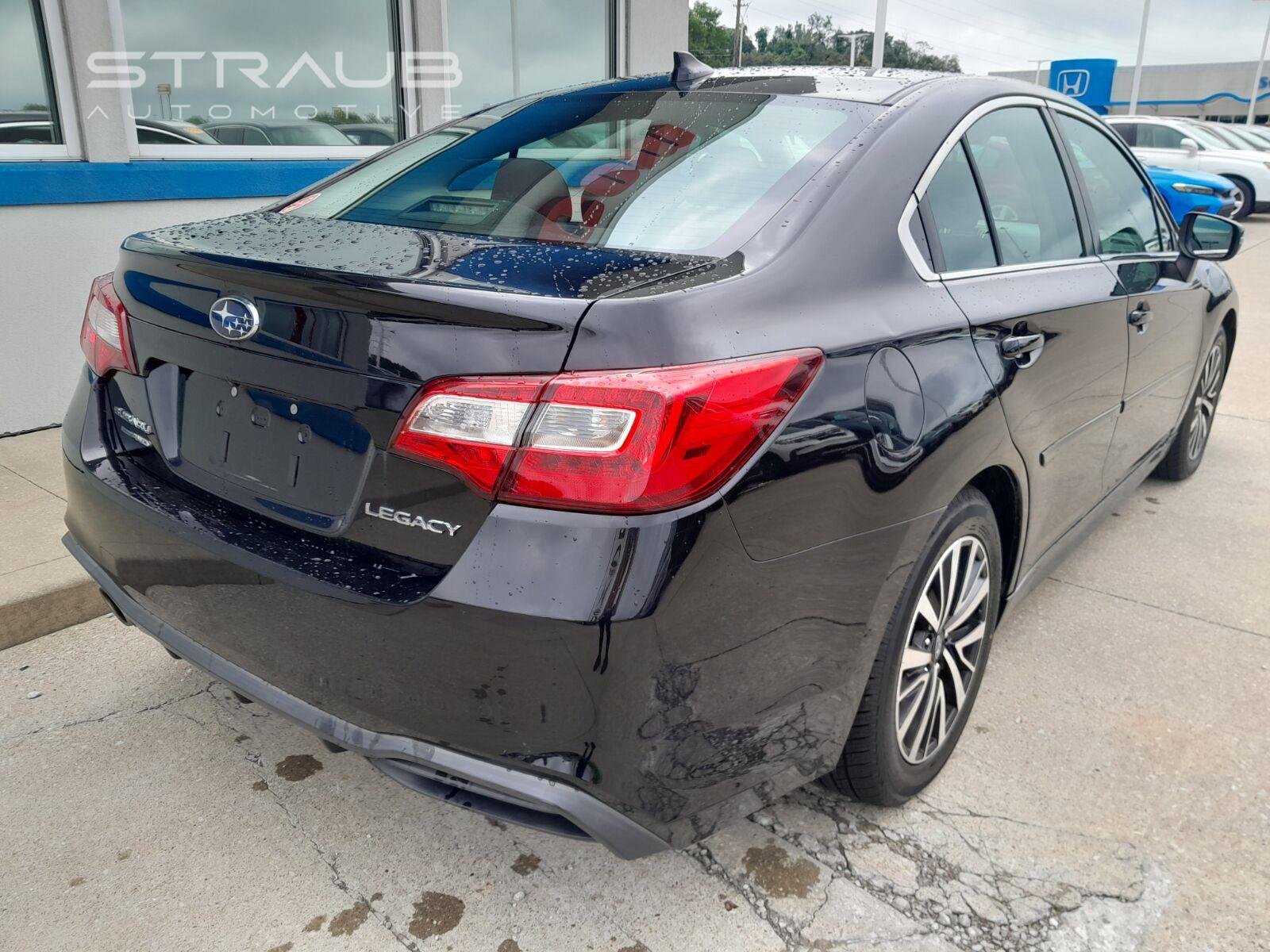 Used 2018 Crystal Black Silica Subaru Premium image 8