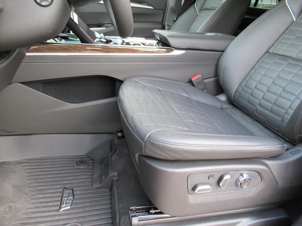 Used 2026 Red Cadillac Platinum Sport image 17