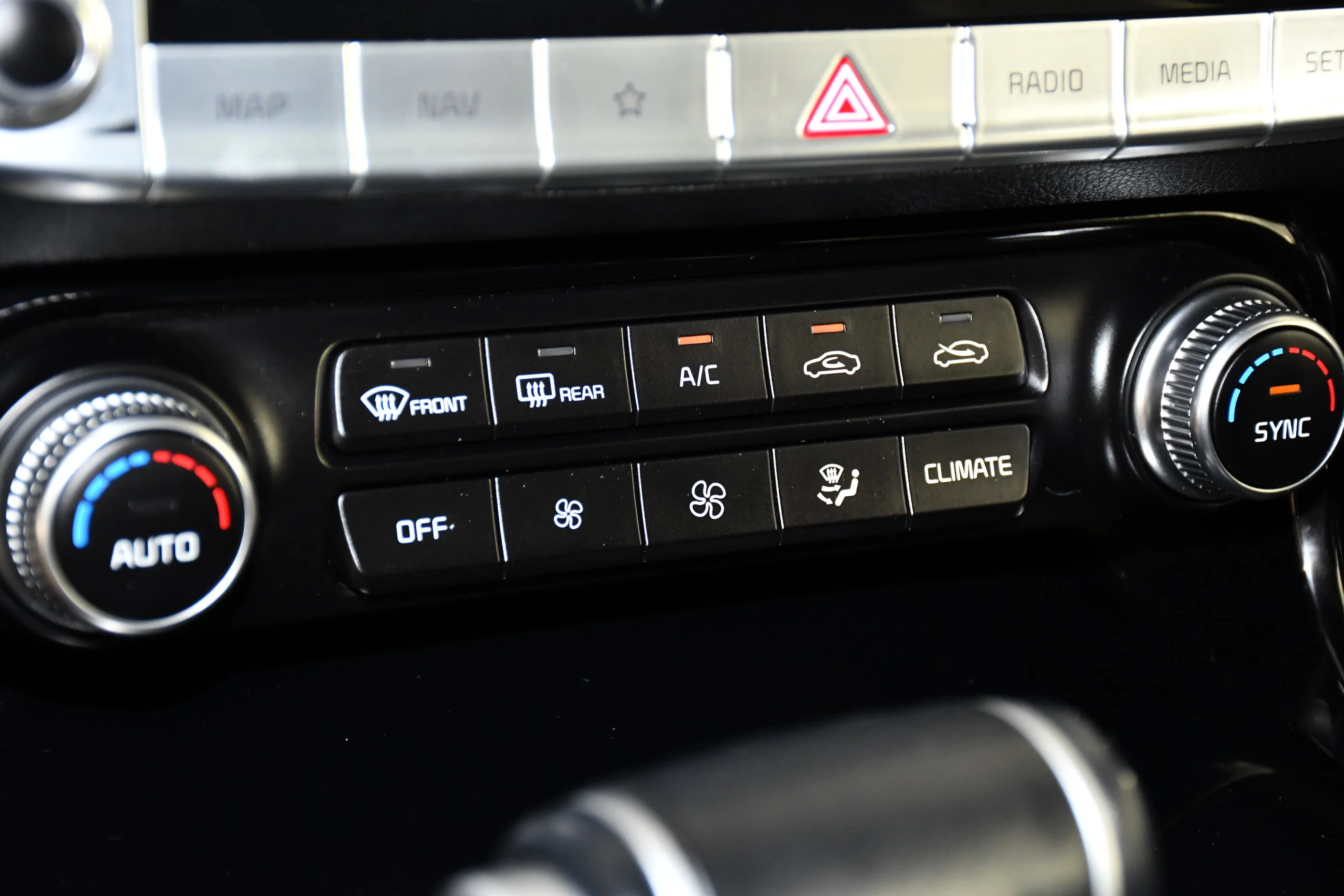 Used 2023 Panthera Metal Kia GT-Line image 30