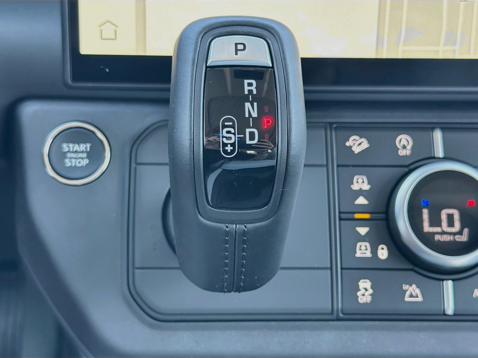 New 2026 Carpathian Grey Land Rover S image 29