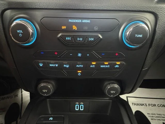 Used 2021 Green Ford XLT image 16