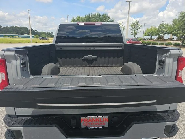 Used 2024 Gray Chevrolet RST image 15