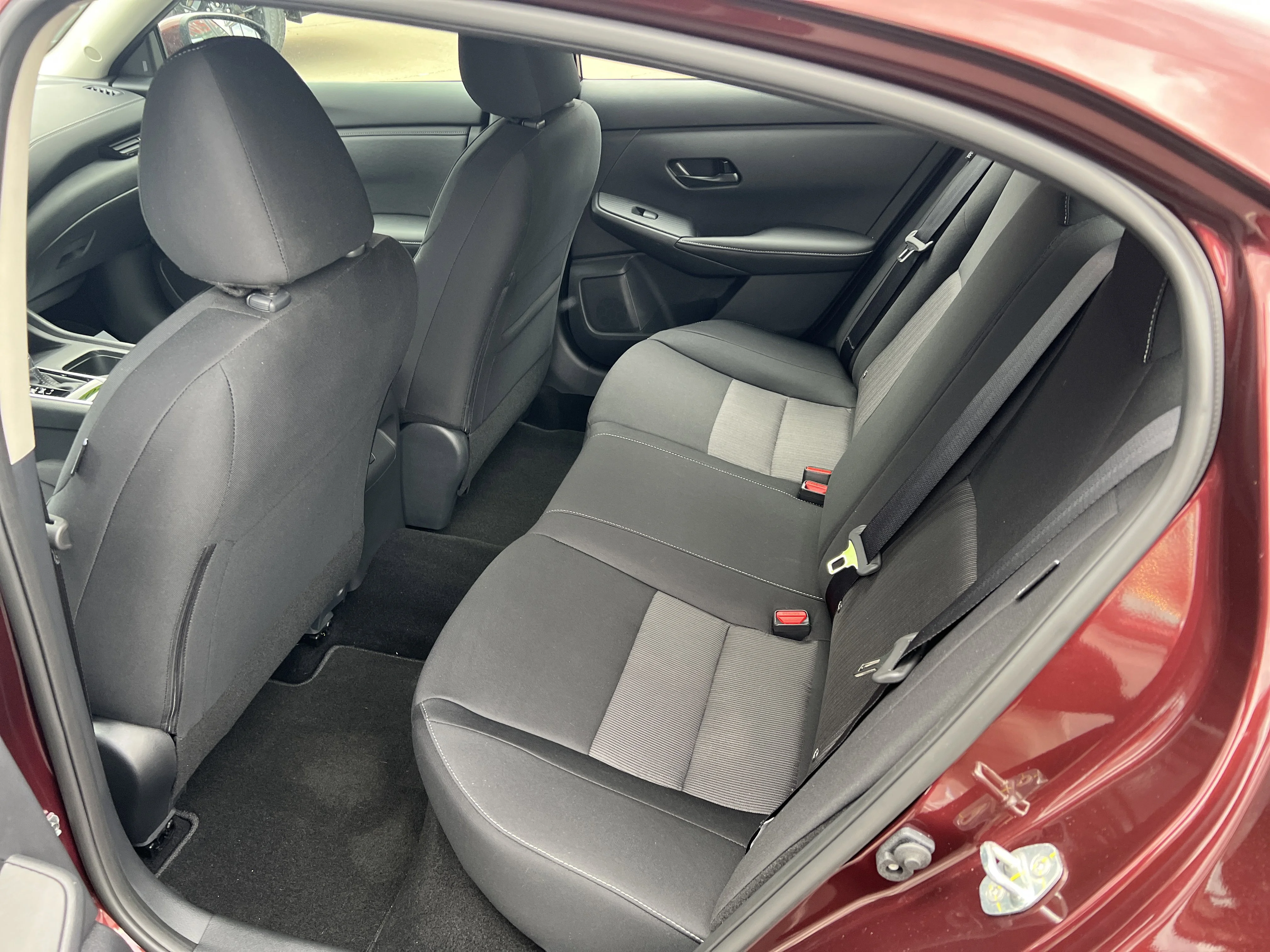 Certified Used 2025 Rosewood Metallic Nissan SV image 6
