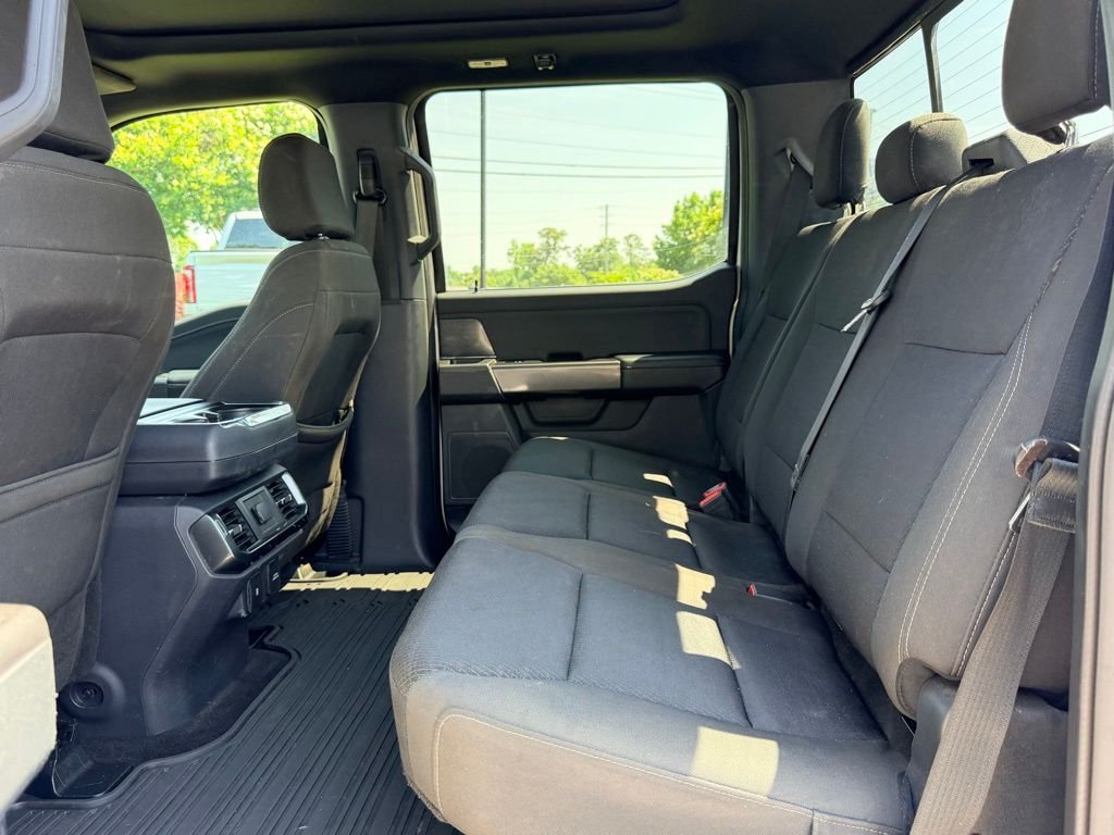 Used 2022 White Ford XLT image 19