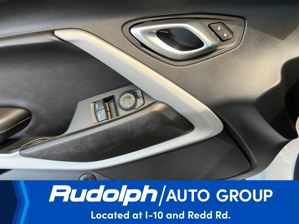 Used 2022 Summit White Chevrolet 1LT image 10