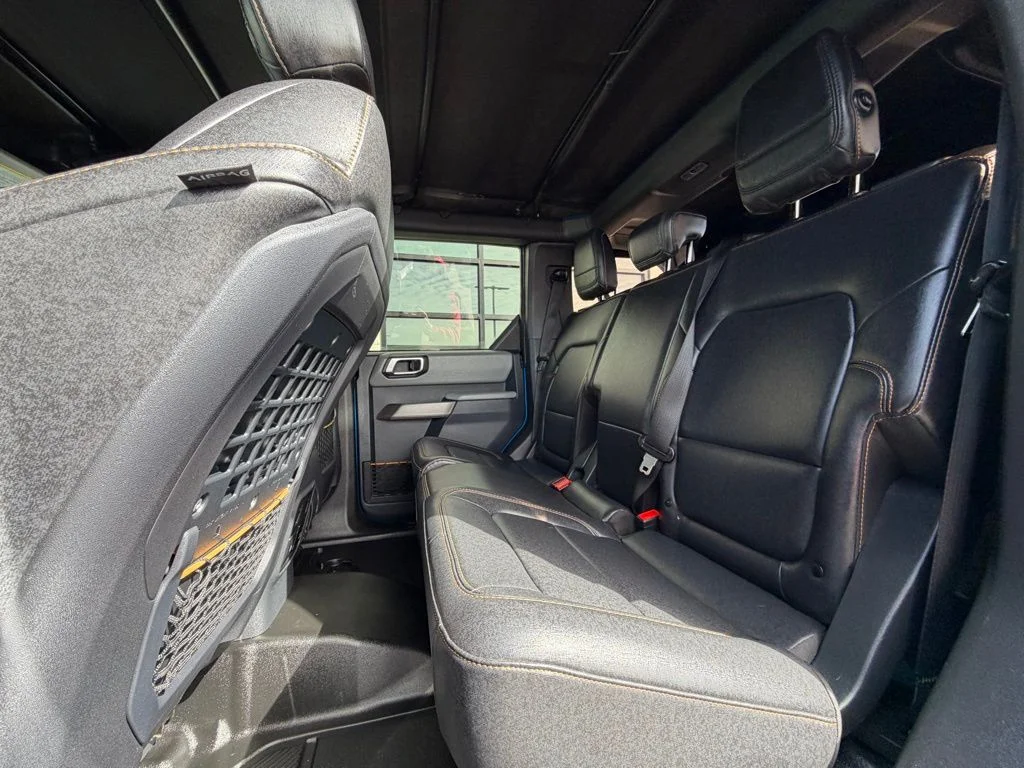 Used 2023 Blue Ford Badlands image 22