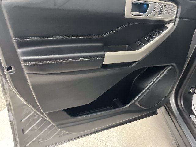 Used 2024 Gray Ford Limited image 11