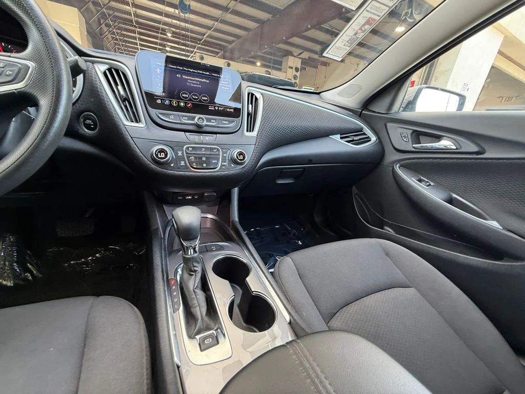 Used 2025 Gray Chevrolet LT image 15