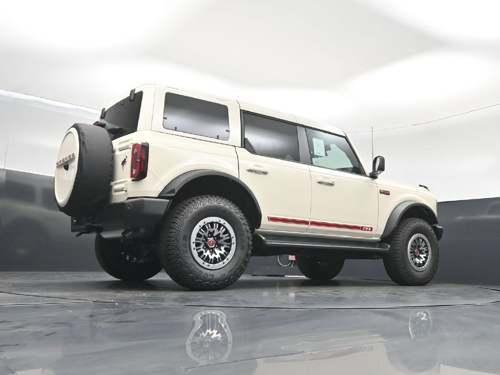 New 2026 White Ford Outer Banks image 61
