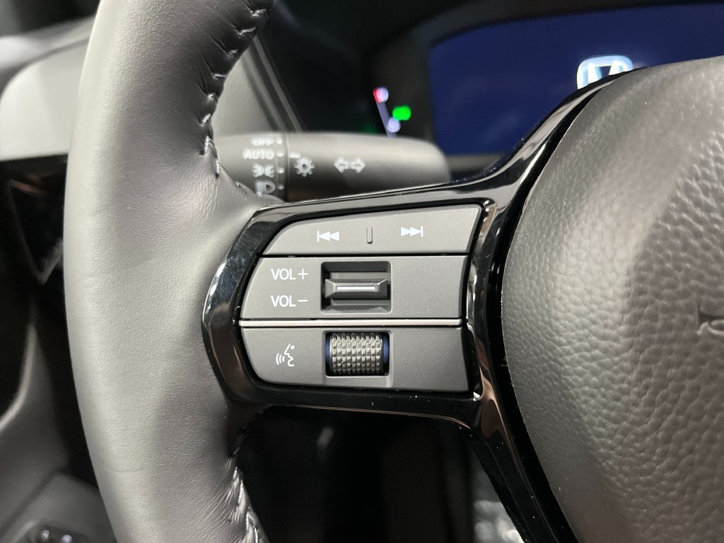 New 2027 Platinum White Pearl Honda EX-L image 17