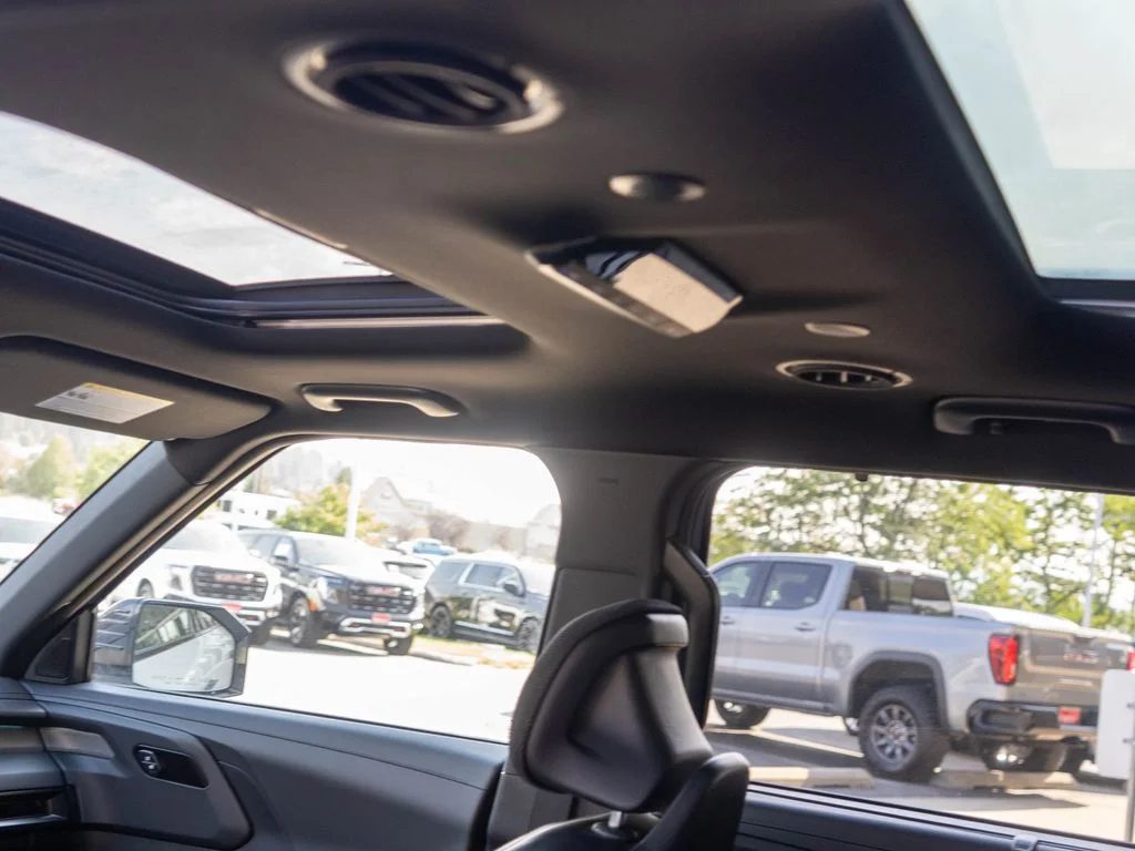 New 2027 Wolf Gray Kia X-LINE SX image 14