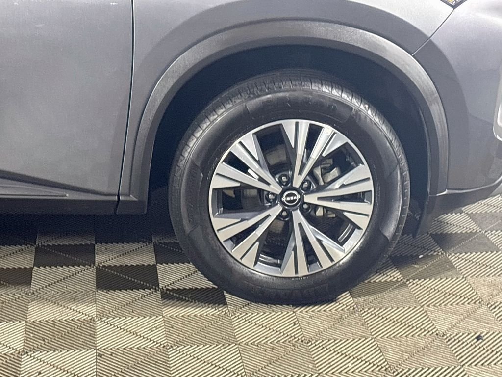 Used 2023 Gun Metallic Nissan SV image 22