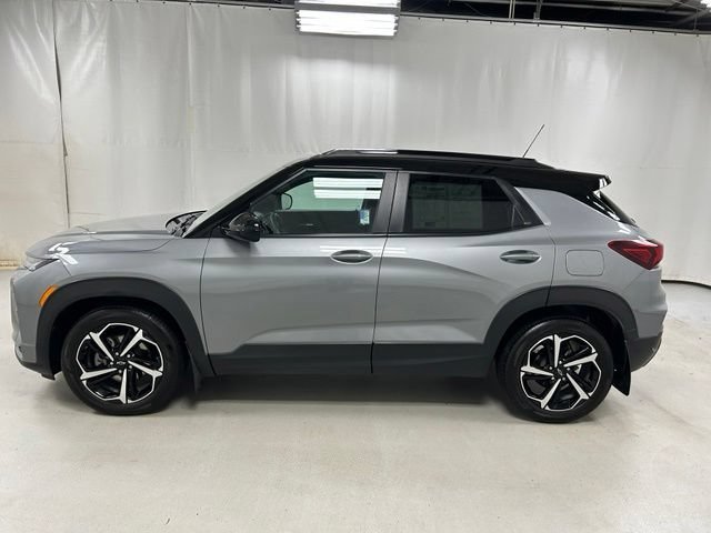 Used 2023 Sterling Gray Metallic Chevrolet RS image 8