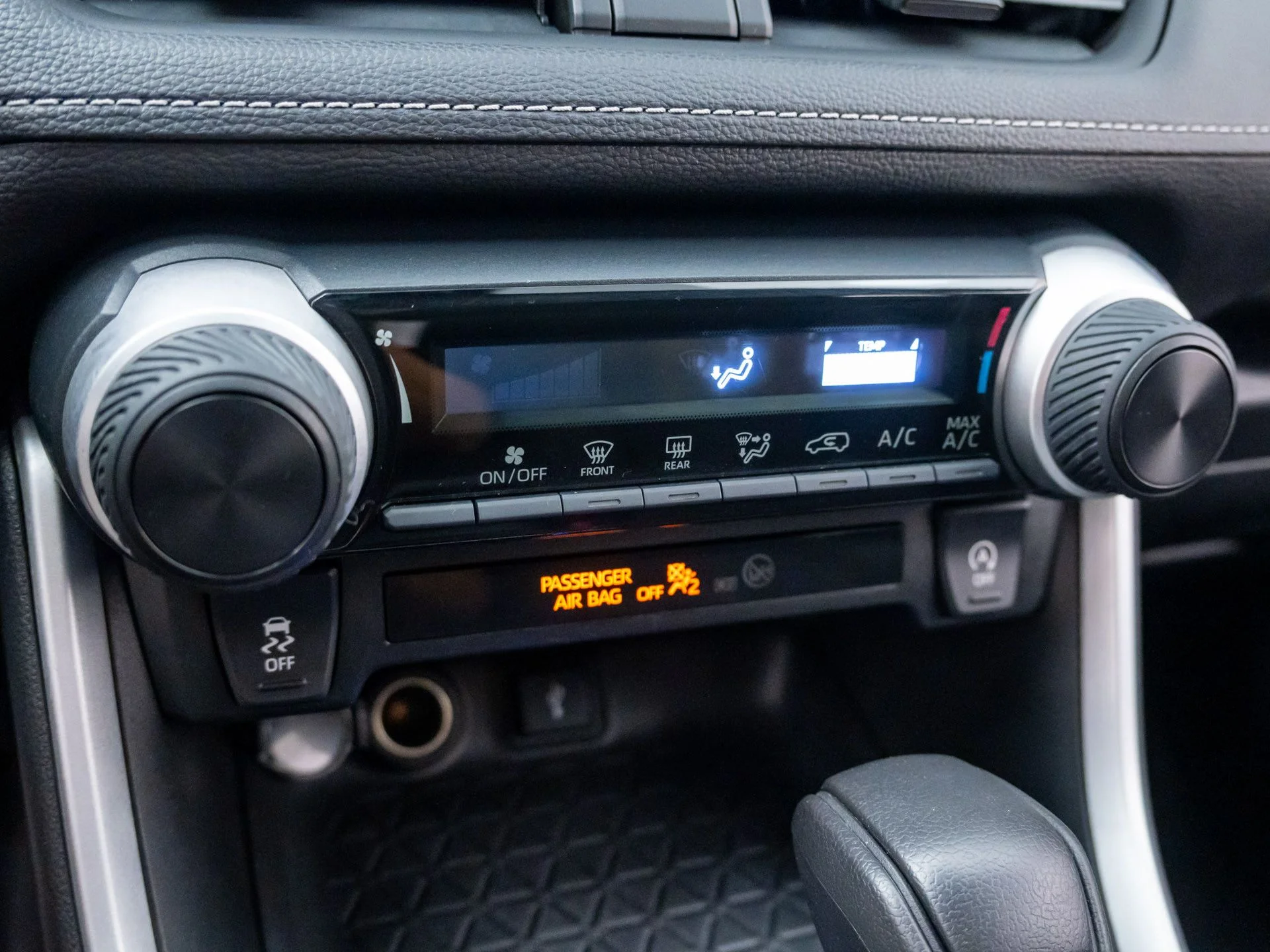 Used 2021 Gray Toyota LE image 27