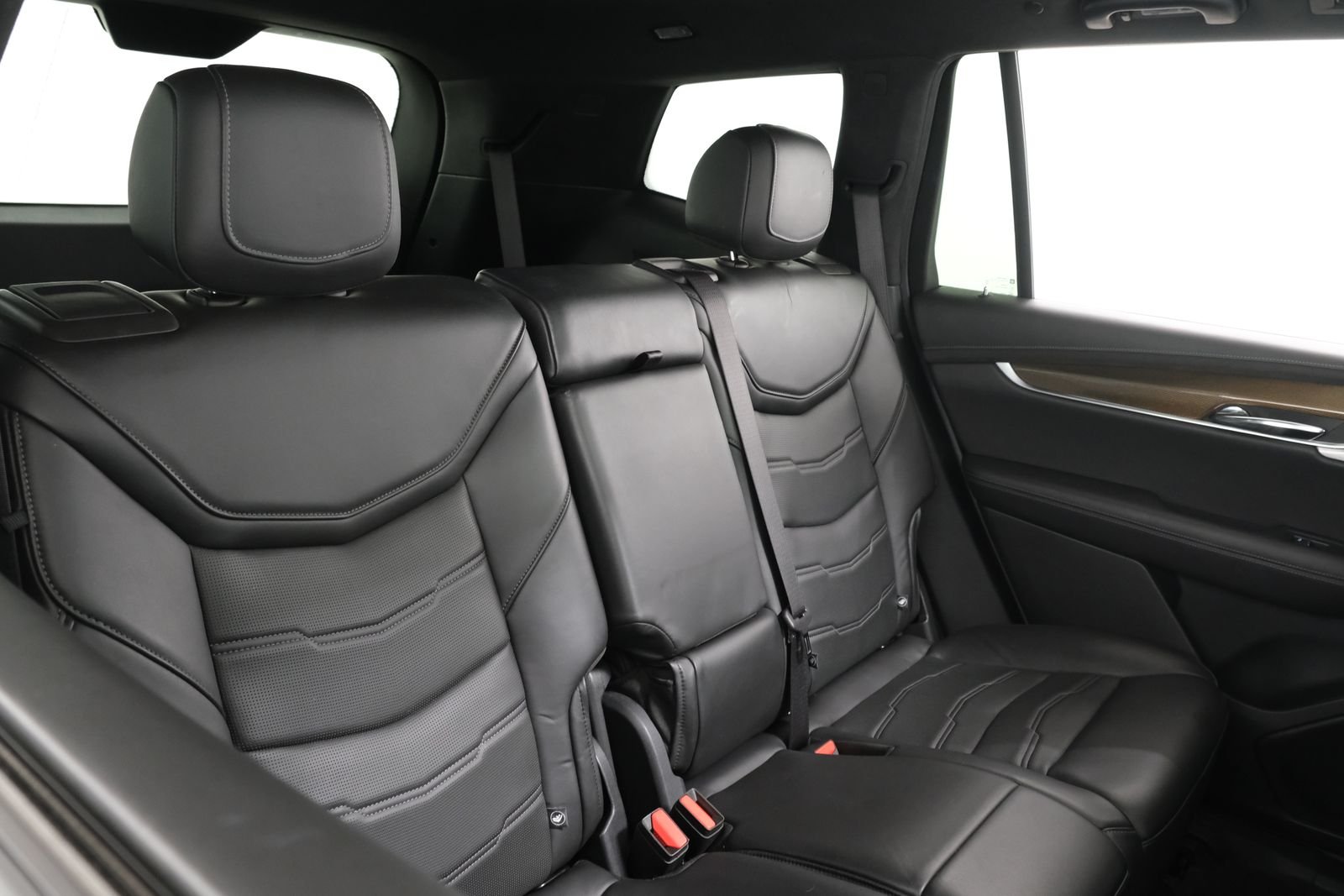 Used 2020 Stellar Black Metallic Cadillac Sport image 42
