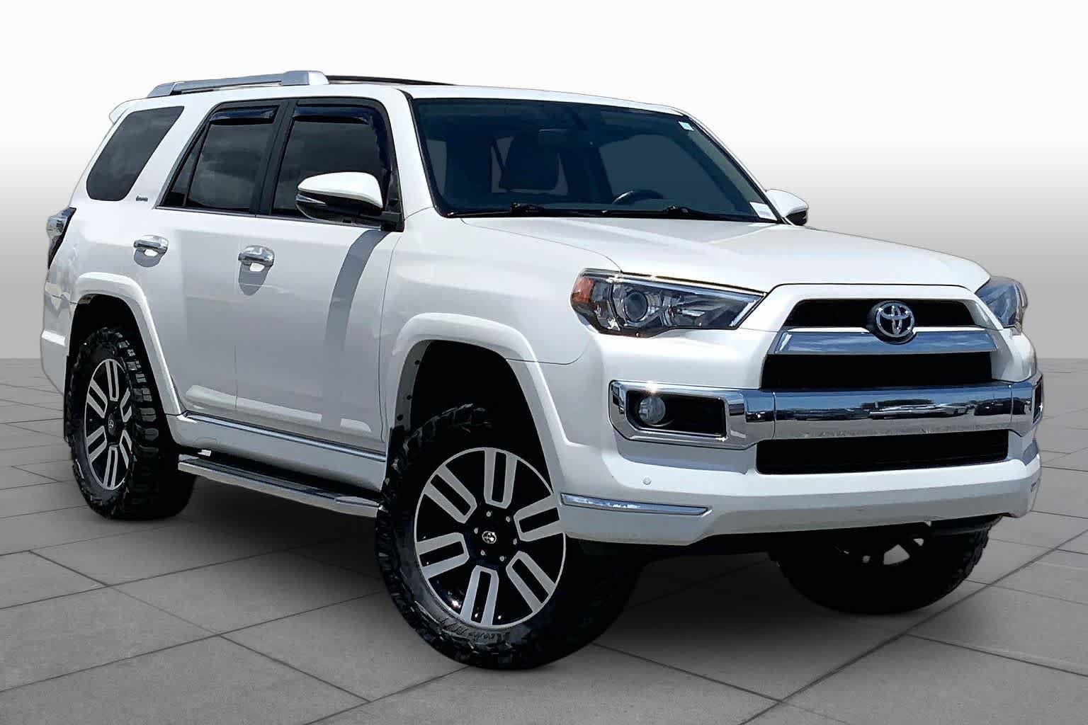 Used 2014 Blizzard Pearl Toyota Limited image 2