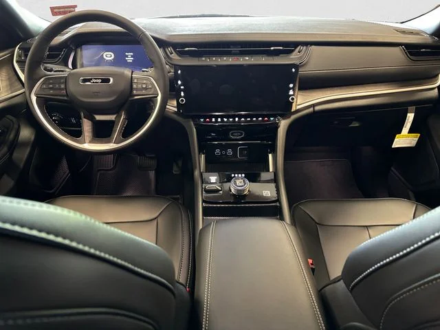New 2027 Brown Jeep Limited image 11