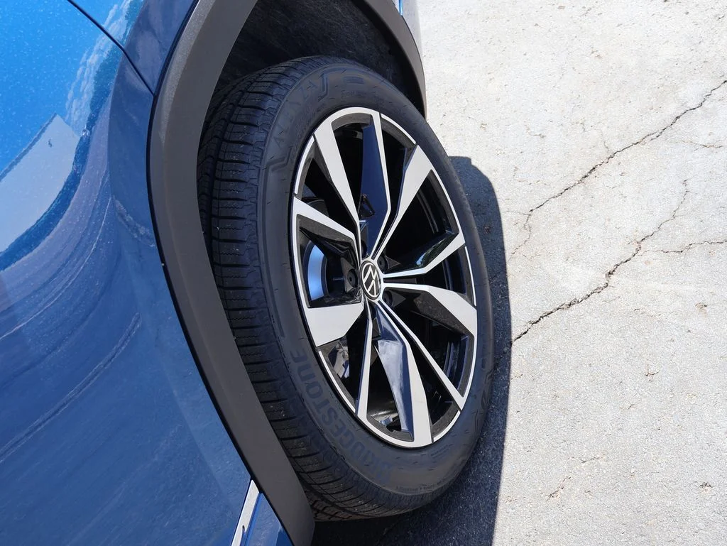 New 2026 Blue Volkswagen 2.0T SEL Premium R-Line image 39