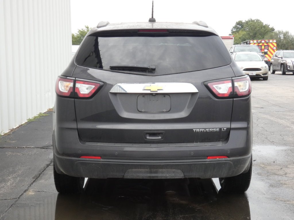 Used 2016 Gray Chevrolet 2LT image 4