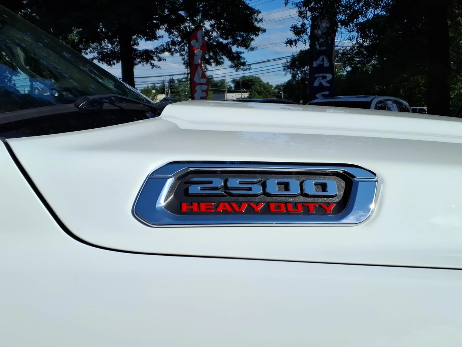 Used 2024 Bright White Clear Coat (pw7) RAM Big Horn image 7
