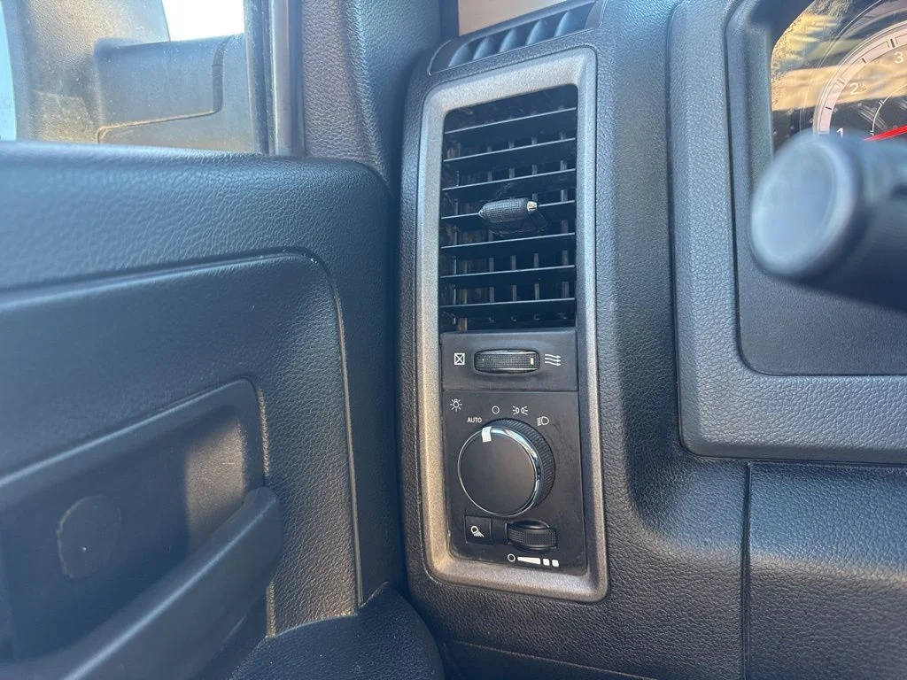 Used 2019 White Ram Tradesman image 15