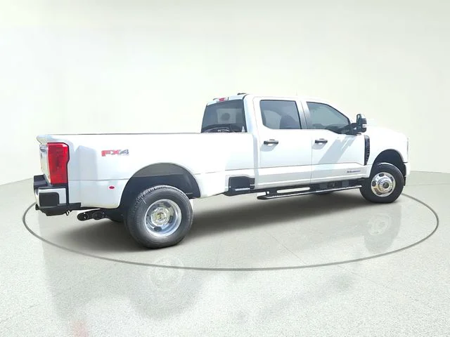 New 2026 Oxford White Ford F-350® XL image 6