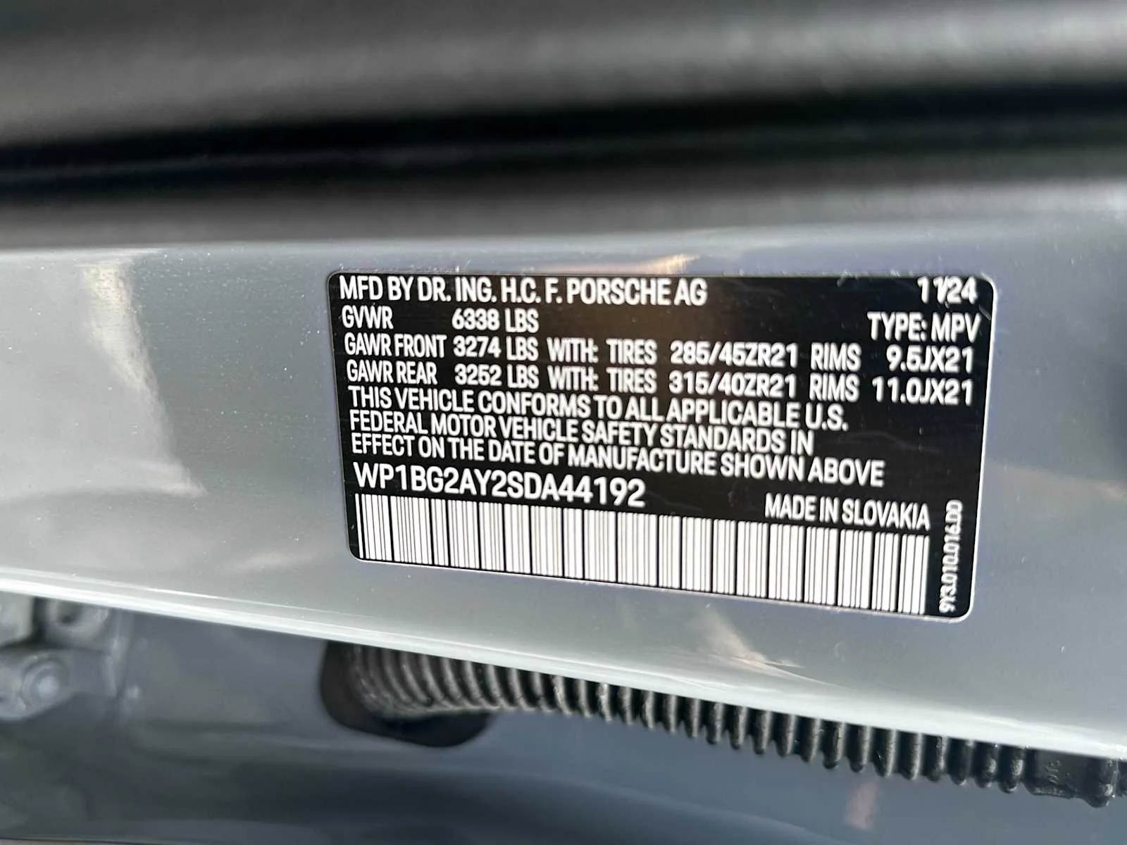 Used 2025  Porsche GTS image 21