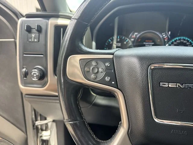 Used 2017 Silver GMC Denali image 17