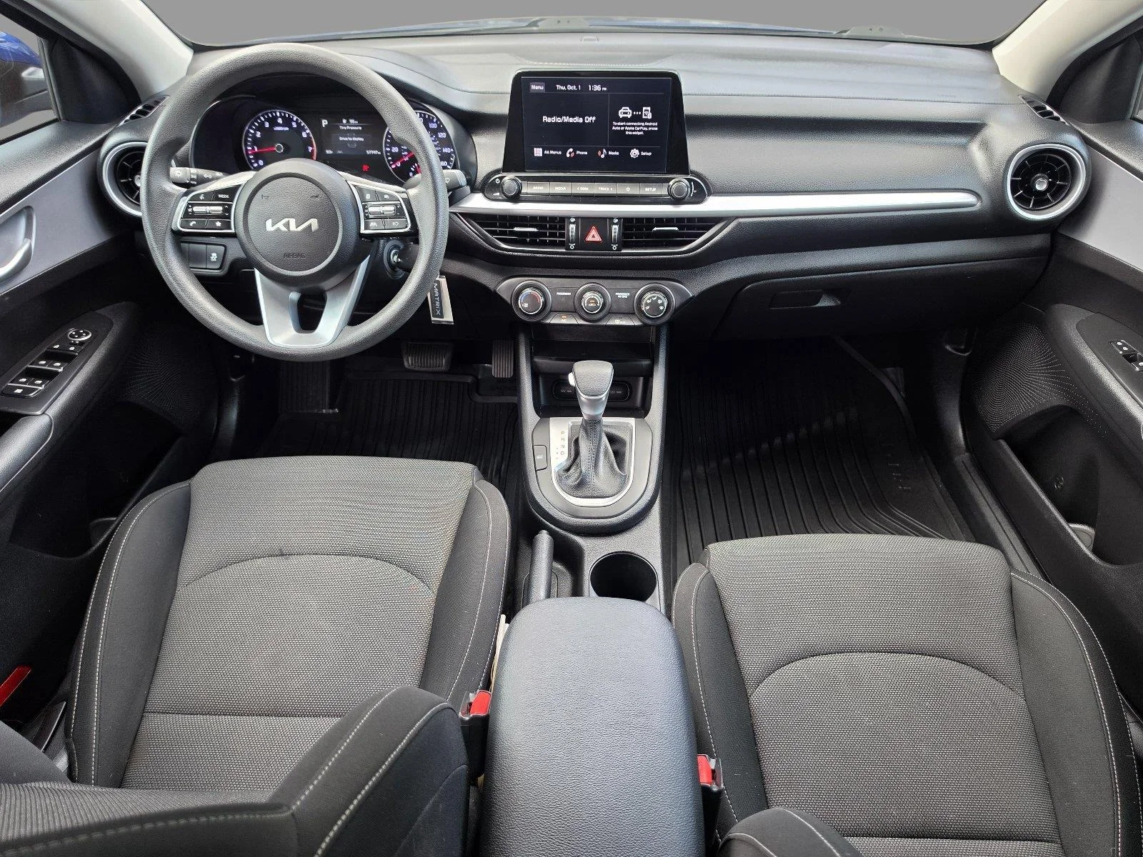 Used 2023 Deep Sea Blue Kia LXS image 10