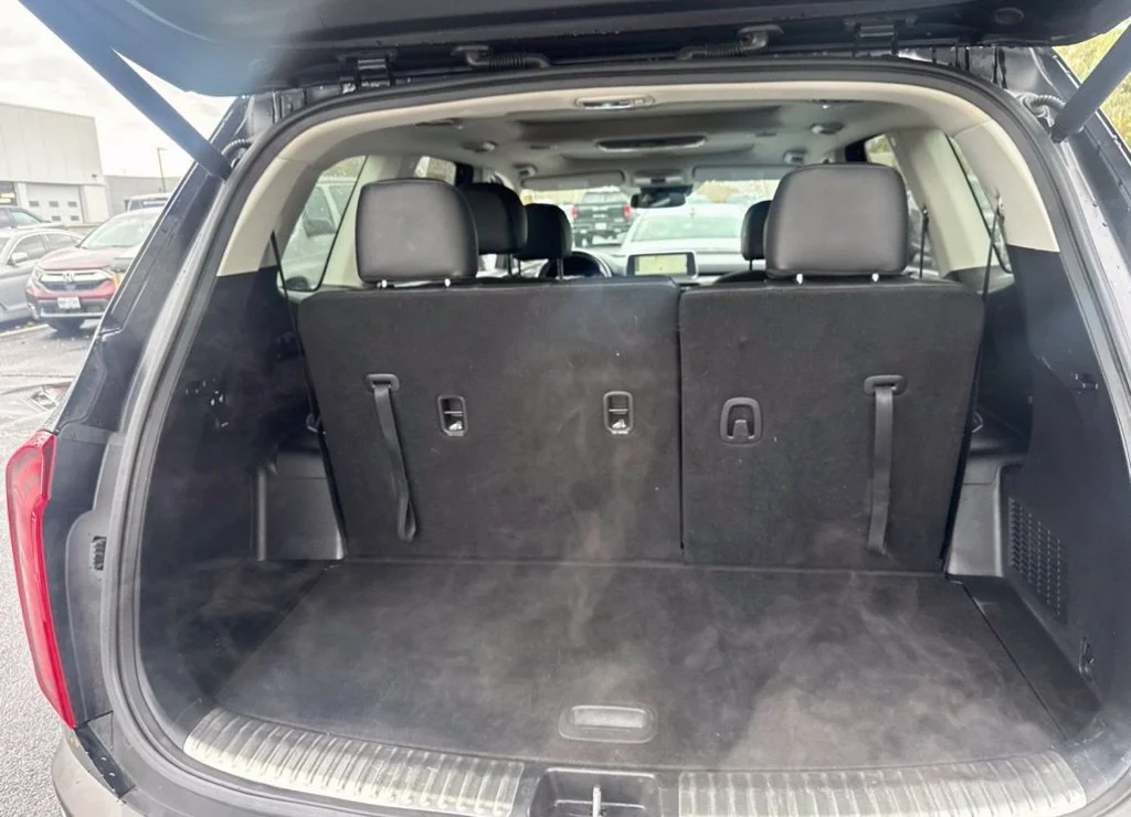 Used 2020 Black Kia SX image 17