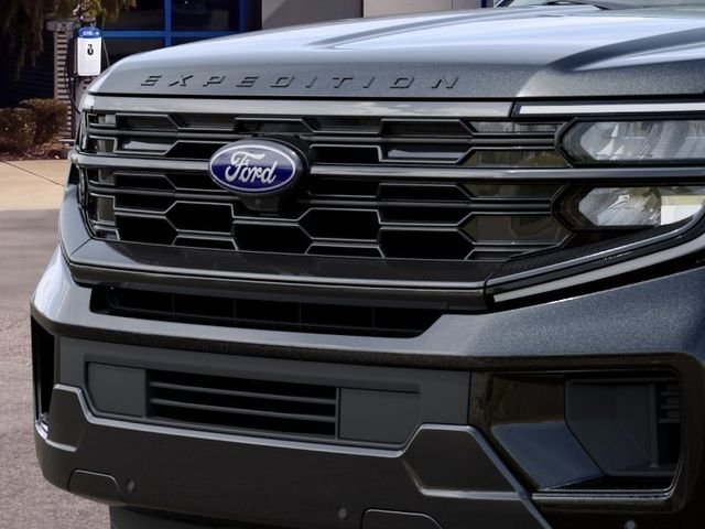 New 2027 Agate Black Metallic Ford MAX Platinum image 17