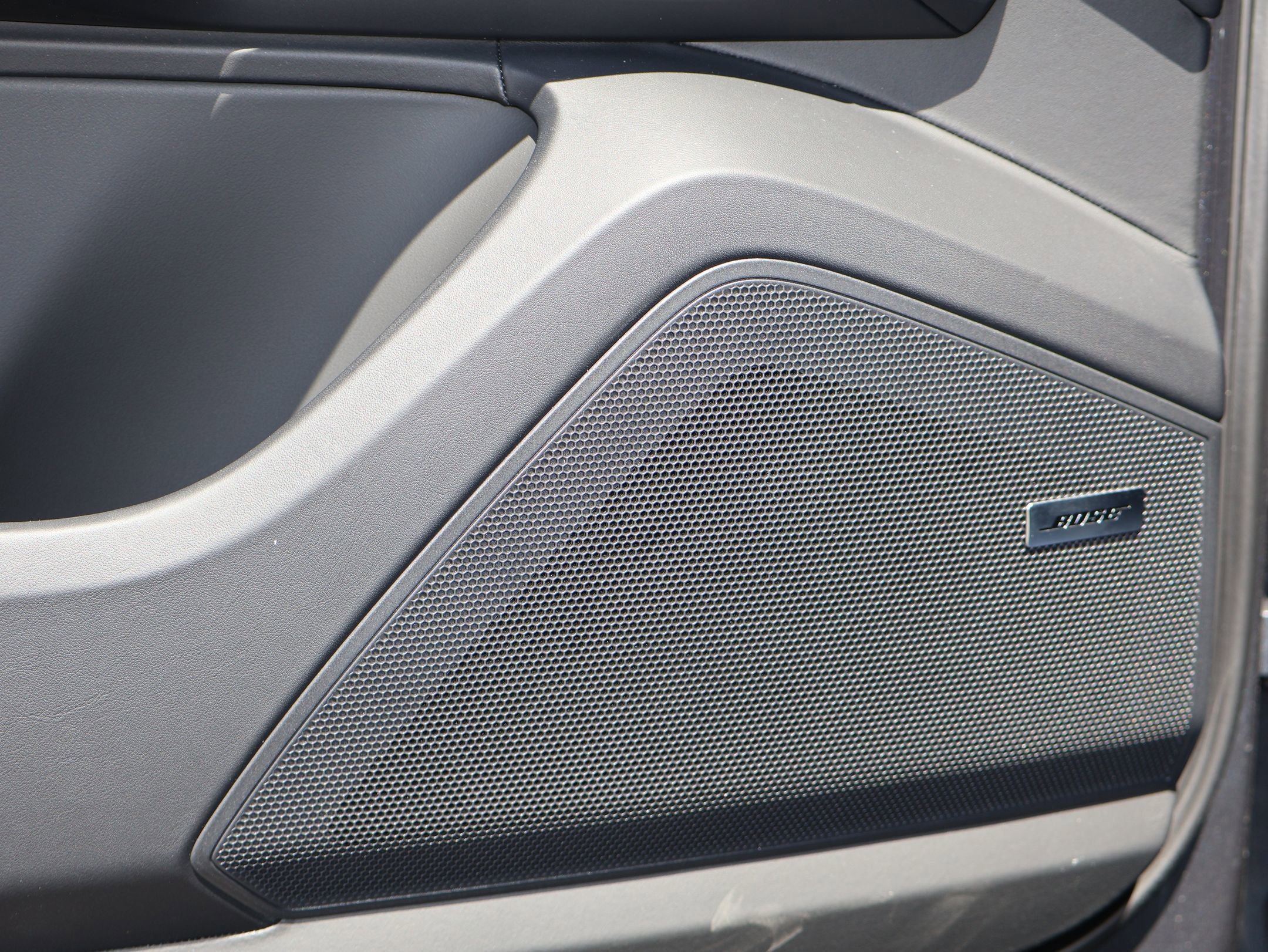 New 2026 Vanadium Grey Metallic Porsche S image 14