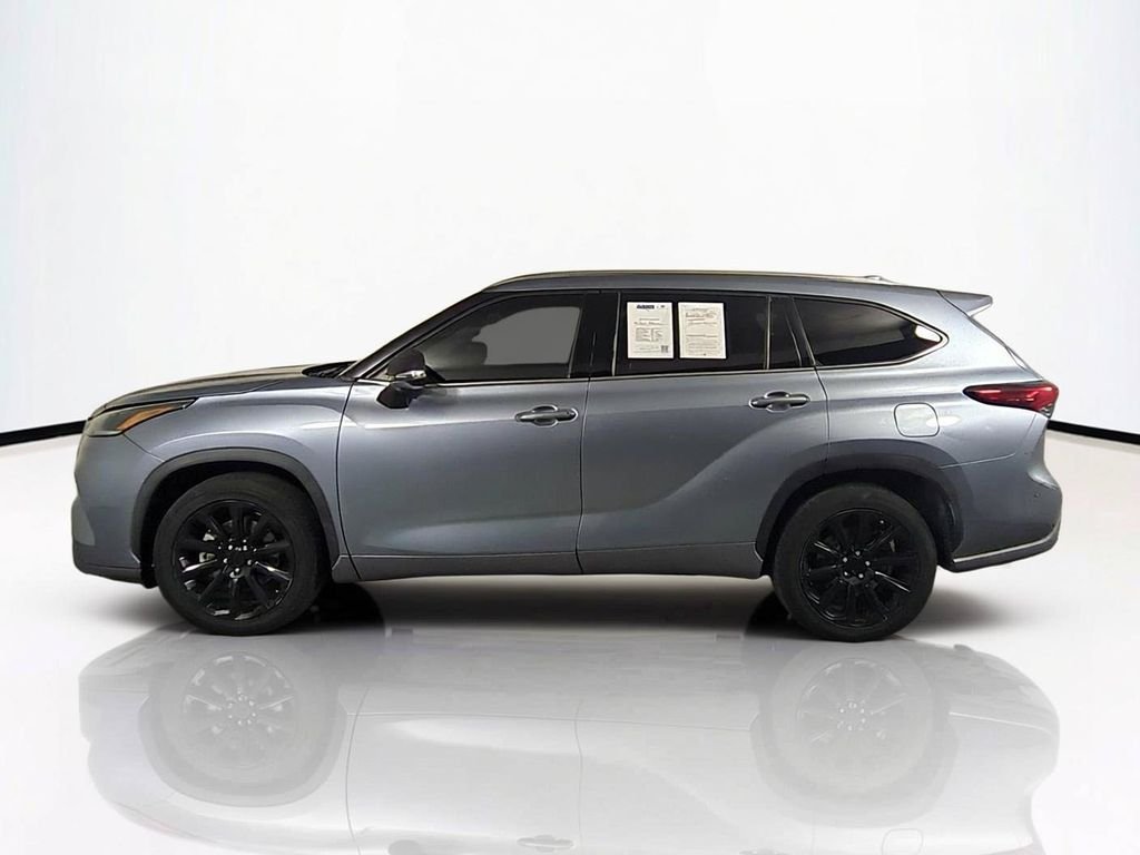 2021 Toyota Highlander XLE - Photo 8
