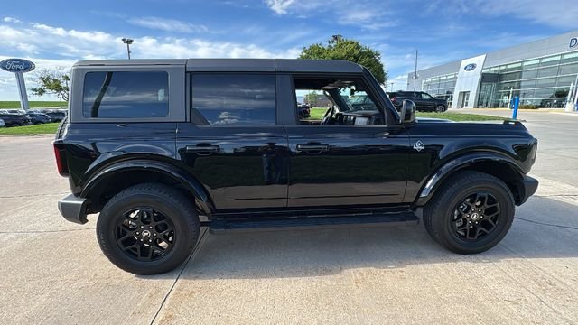 Used 2024 Black Ford Outer Banks image 16