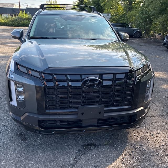 Used 2025 Graphite Hyundai XRT image 3