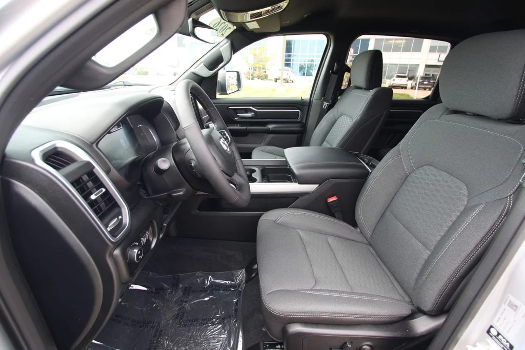 2026 RAM 1500 Big Horn/Lone Star - Photo 6