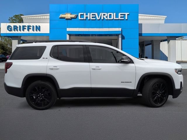 Used 2023 White GMC SLE image 3