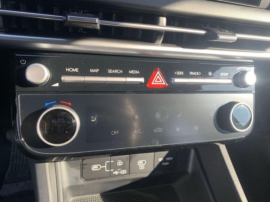 New 2026 White Hyundai SEL AWD image 19