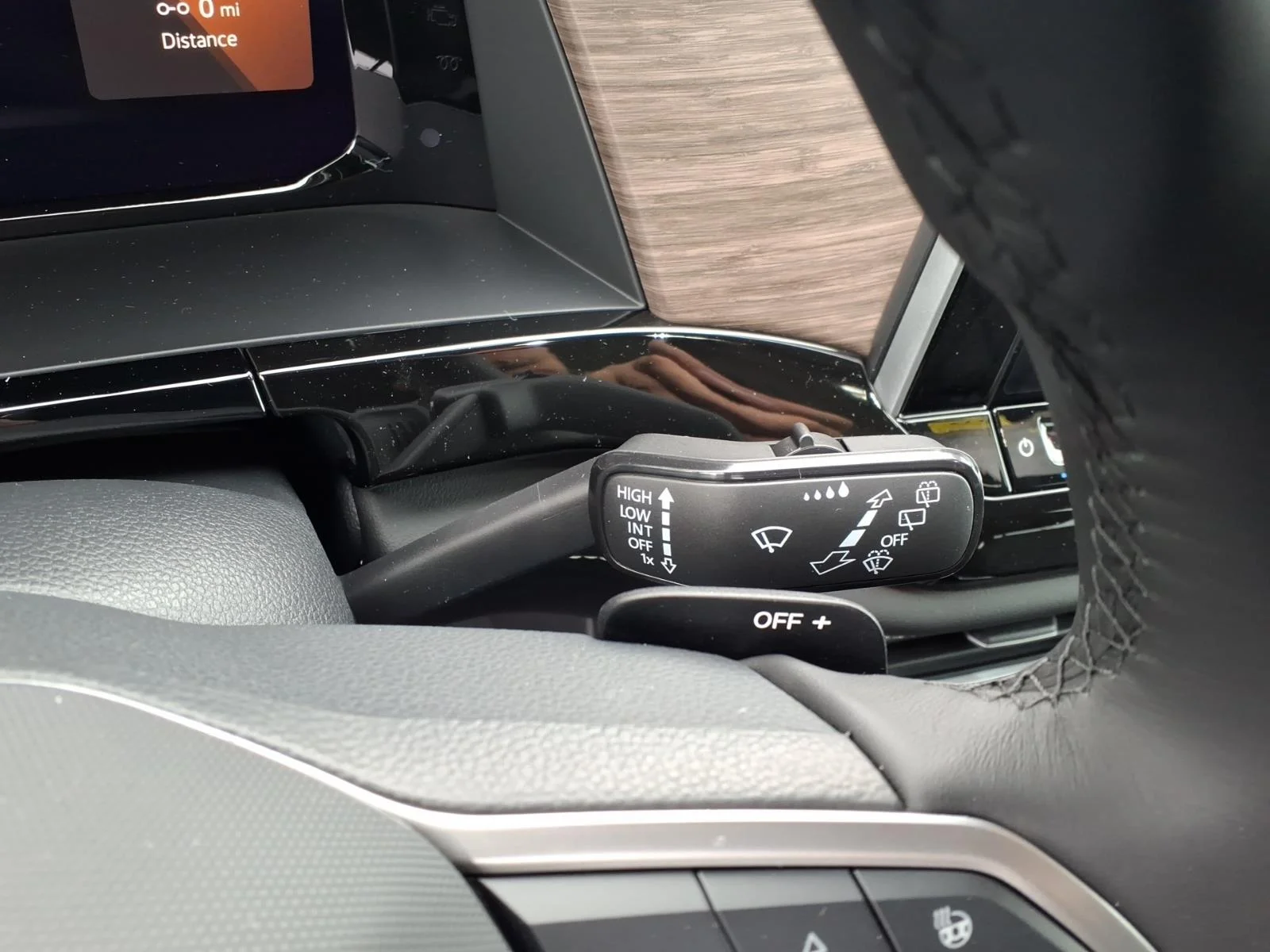 2026 Volkswagen Atlas SEL Premium R-Line - Photo 15