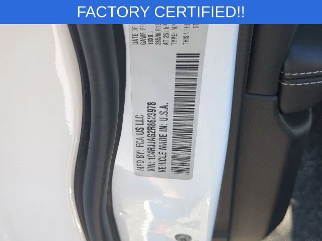 Used 2024 White Jeep Laredo image 40