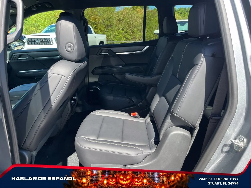 Used 2026 Sterling Metallic GMC Elevation image 11