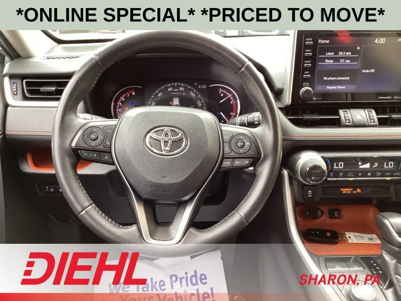 Used 2020  Toyota Adventure image 27