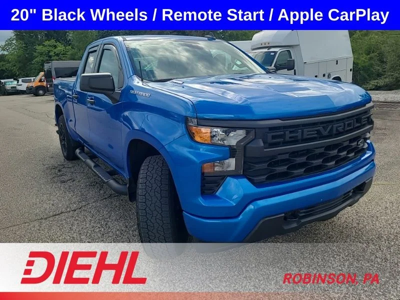 Used 2025 Blue Chevrolet Custom image 4