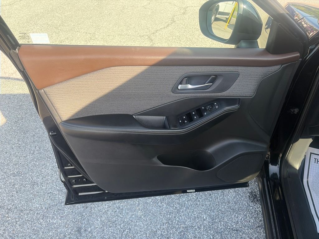 Used 2023 Black Nissan SV image 11