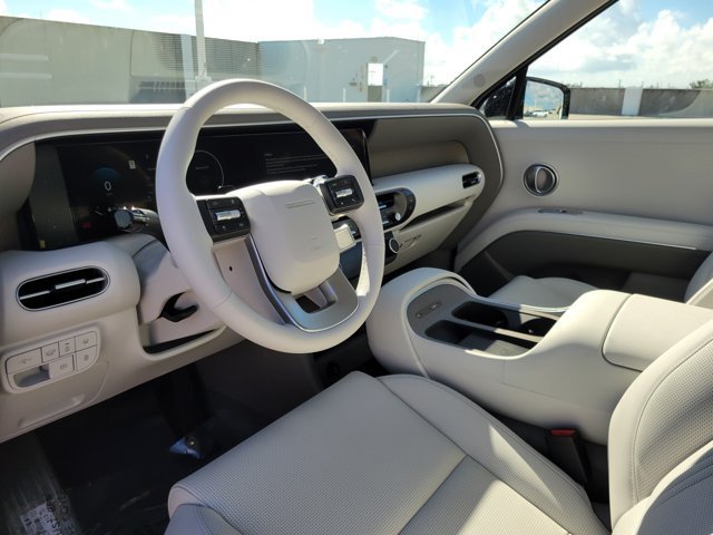 New 2027 Black Hyundai SEL FWD image 9