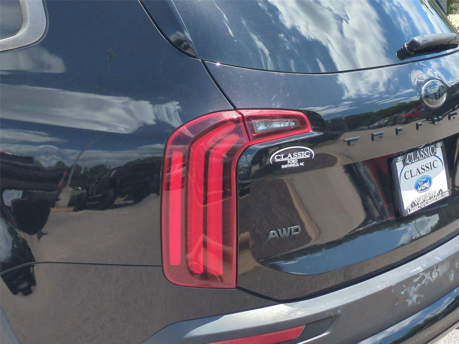 Used 2021 Black Copper Kia SX image 12