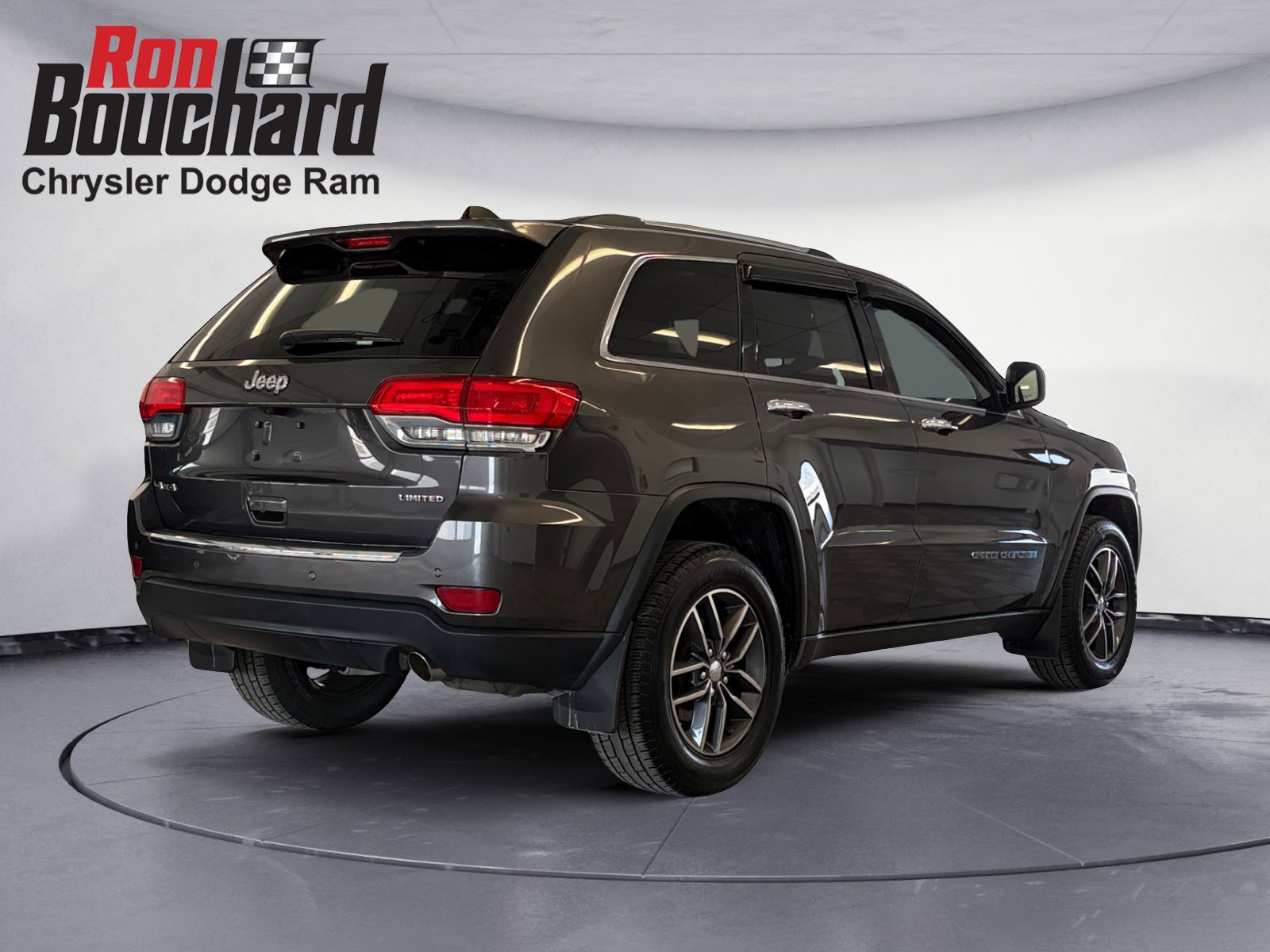 Used 2017 Jeep Grand Cherokee Limited with VIN 1C4RJFBG9HC835106 for sale in Fitchburg, MA