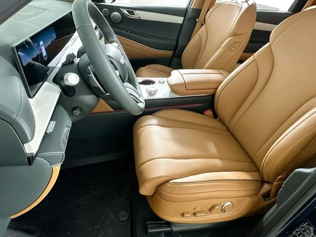 New 2026 Blue Genesis 2.5T Prestige image 10