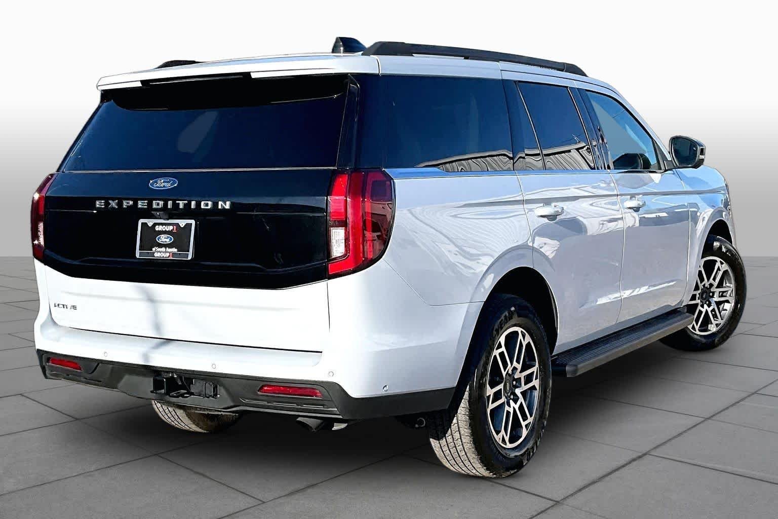 Certified Used 2025 Space Silver Ford Active image 13